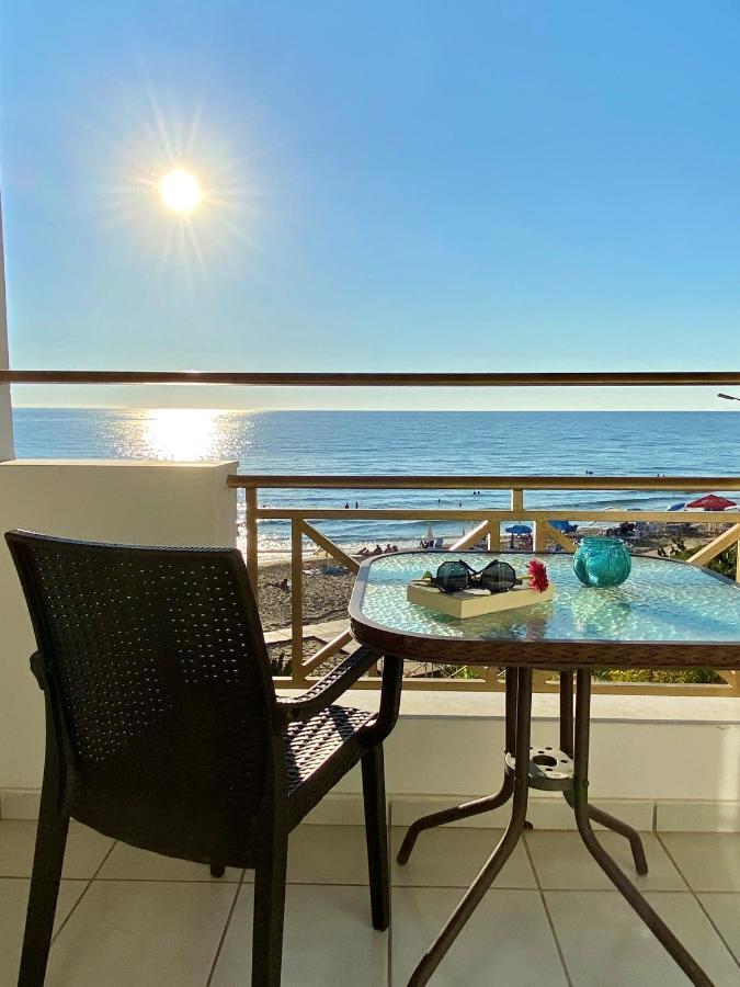 Nereides Apartments Agios Gordios  Exterior foto