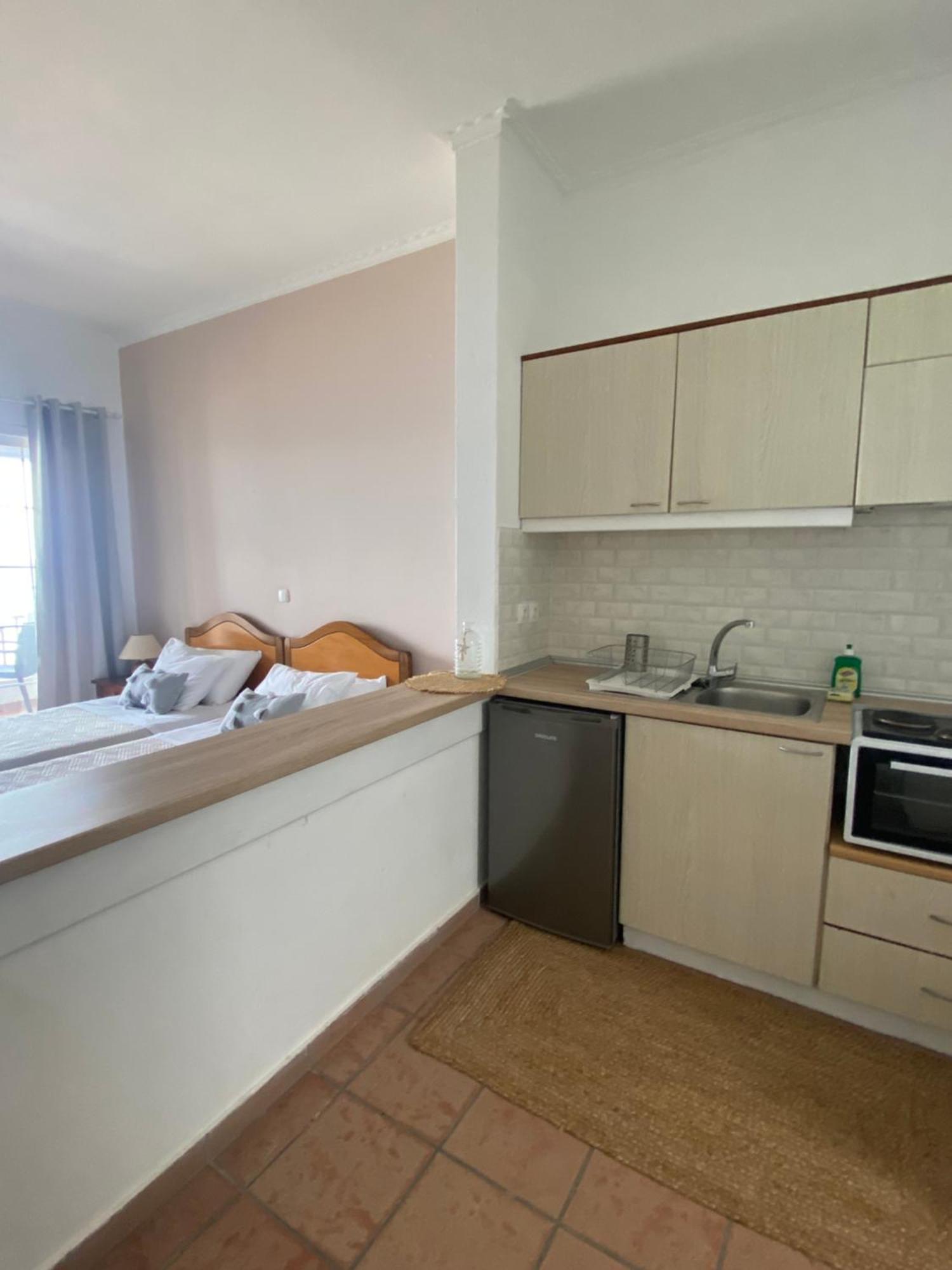 Nereides Apartments Agios Gordios  Exterior foto